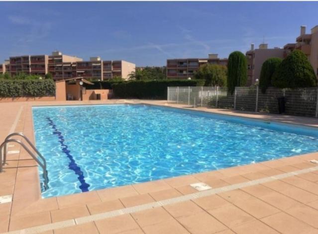 Appartement Paisible Avec Vue Panoramique Mer Et Acces Direct Plage بورم لي ميموزا المظهر الخارجي الصورة
